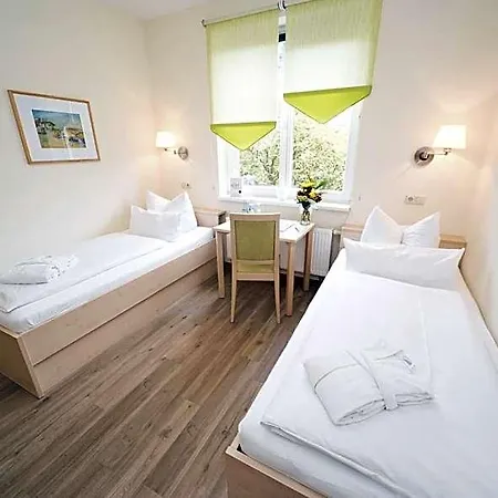 Landhotel Bad Duerrenberg 3*
